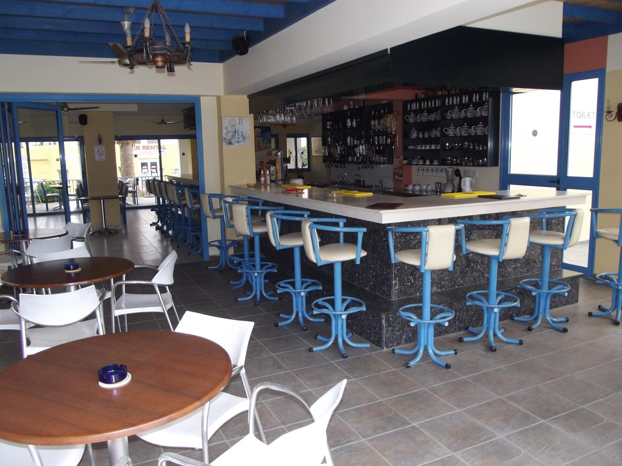 Kefalonitis Hotel Apartments Paphos Exterior photo